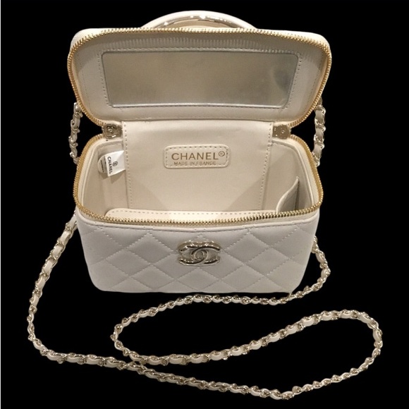 CHANEL VANITY CROSSBODY CASE - Picture 3 of 6